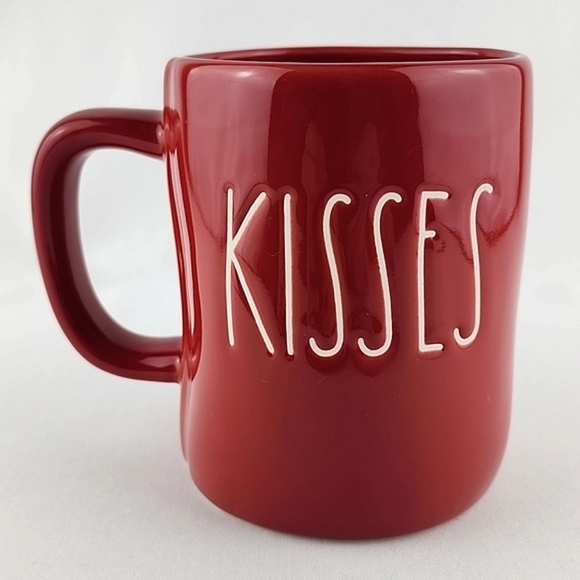 Rae Dunn Glossy Red Coffee Mug Double Sided HUGS KISSES White Large Letters - Picture 5 of 11